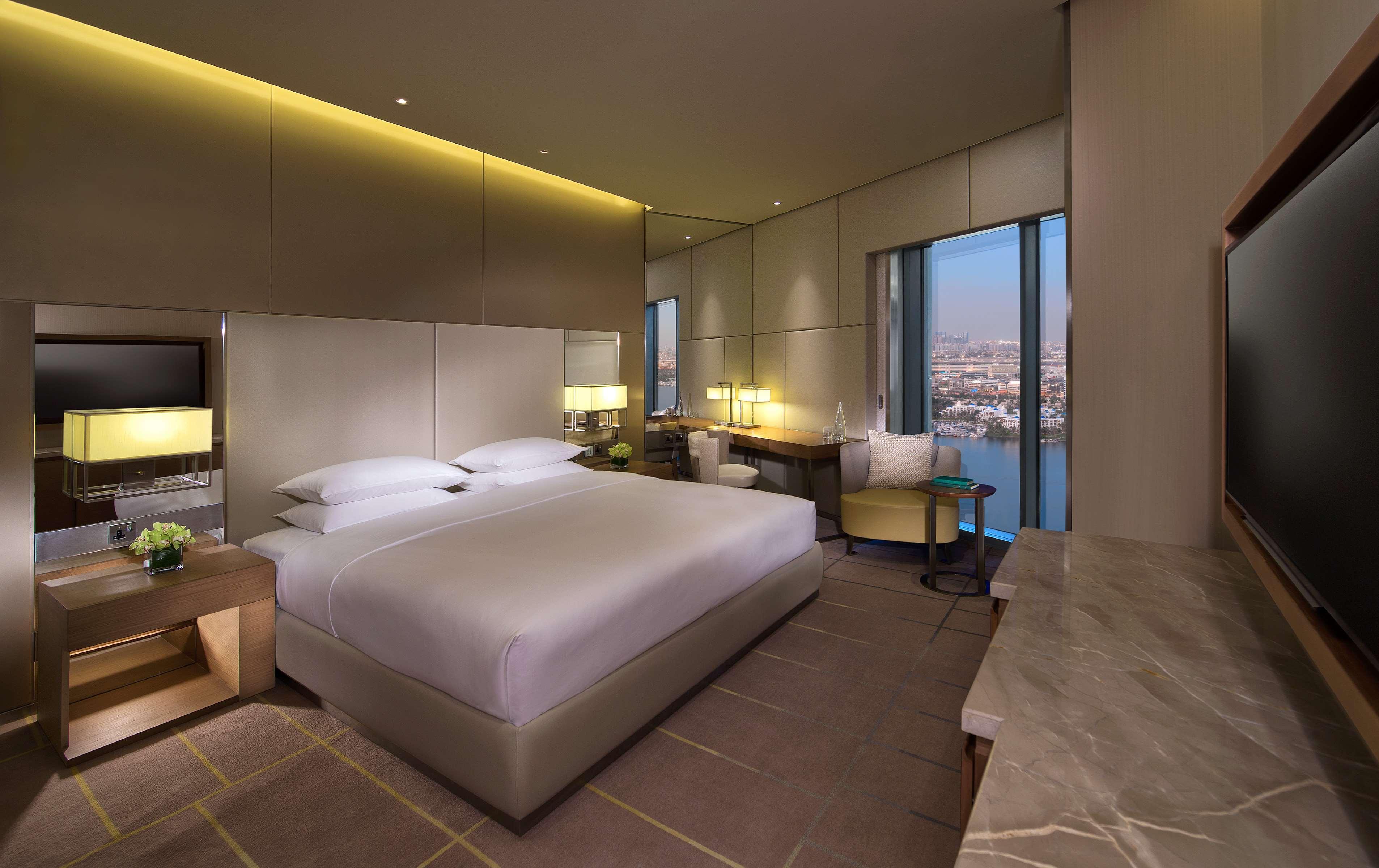 Hyatt Regency Dubai Creek Heights Hotel Bagian luar foto